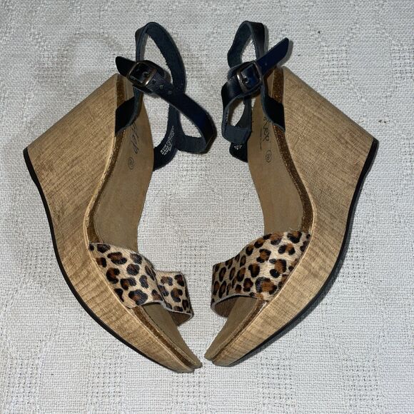 Biostep Spain Women’s Wedge Sandals Size 41 U.S. 9.5 M Black Leopard Print Beach - Picture 1 of 12